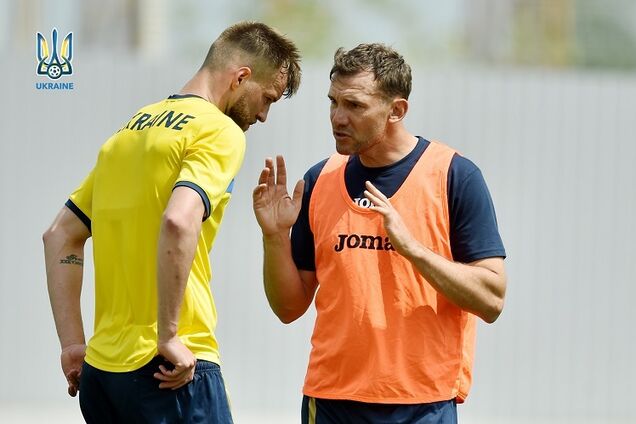 Ярмоленко покинул сборную Украины