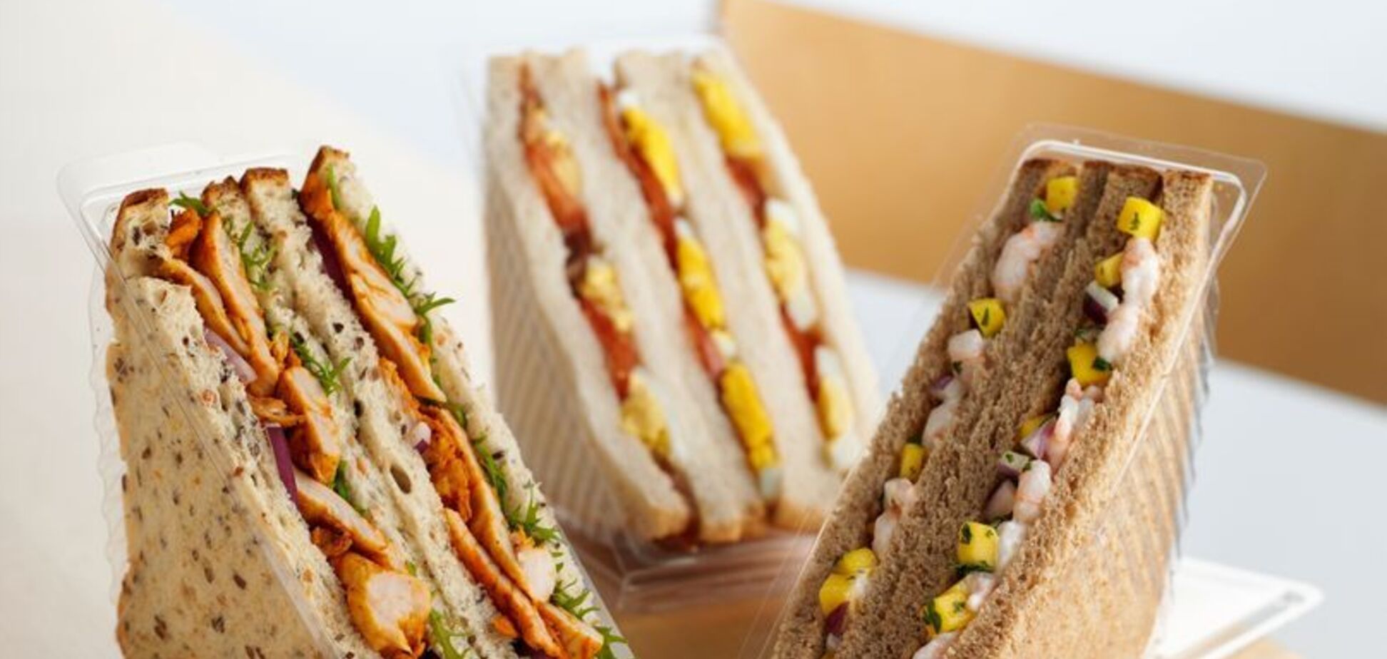 Упаковані сендвічі з магазинів виявилися смертельно небезпечними