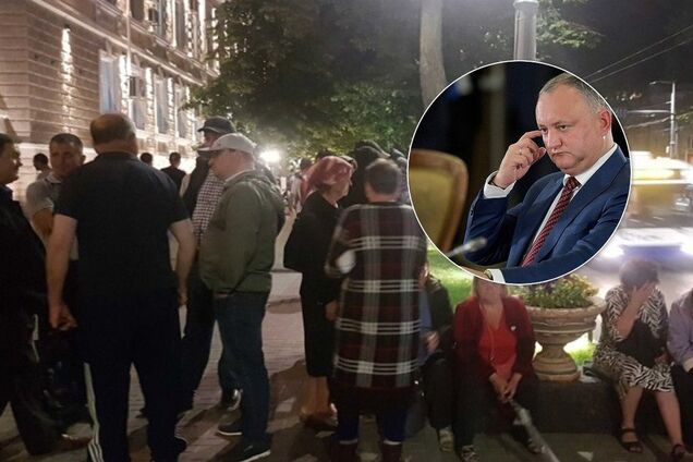 В Молдове вспыхнули массовые протесты: президент отстранен. Все детали