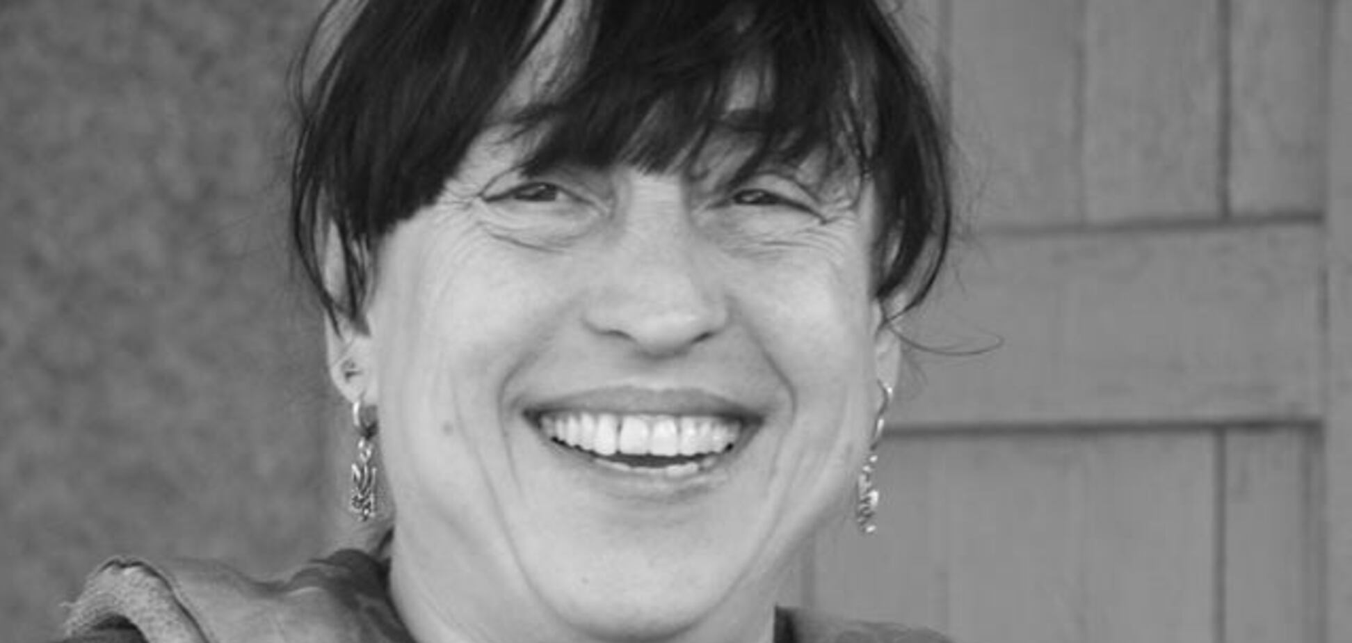 На Донбасі під обстрілом загинула жінка-медик