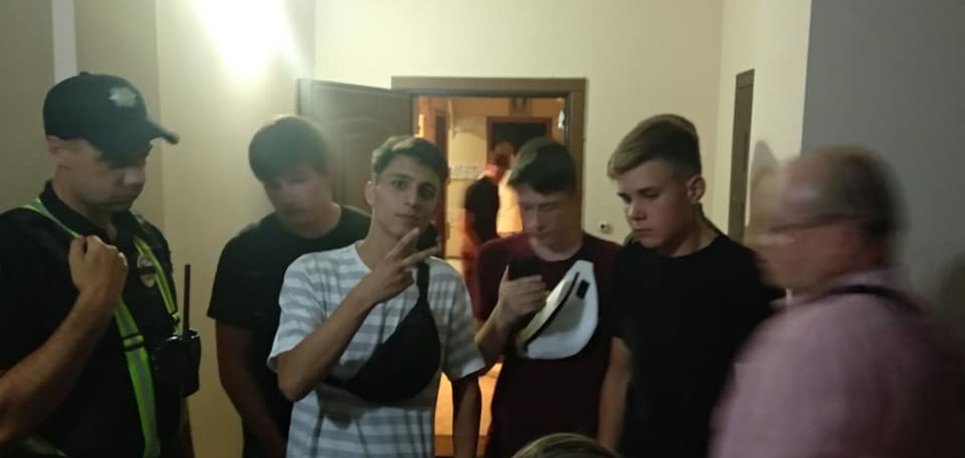 Підлітки влаштували дебош в Луцьку
