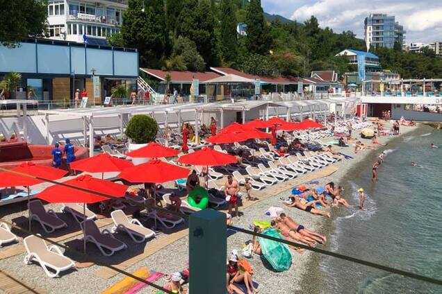 'Верят только ло*и': в сети показали настоящий сезон в Крыму