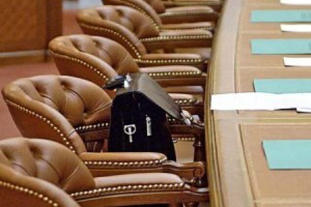 Кого украинцы видят новым премьером после выборов: появились данные опроса