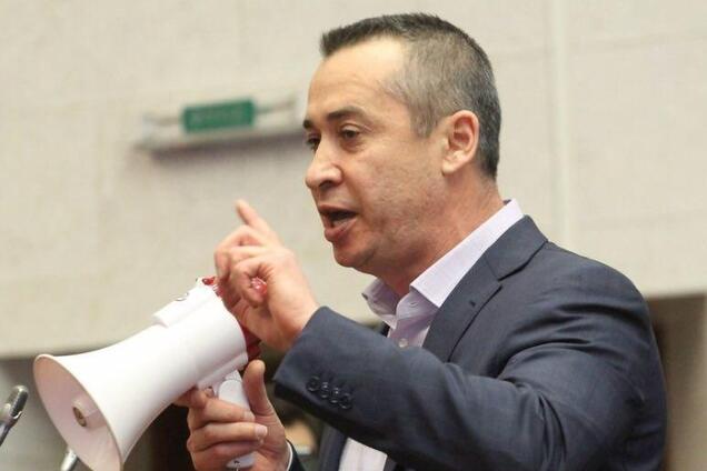 Кандидат в нардепы Краснов попал в новый скандал с фейковым соцопросом