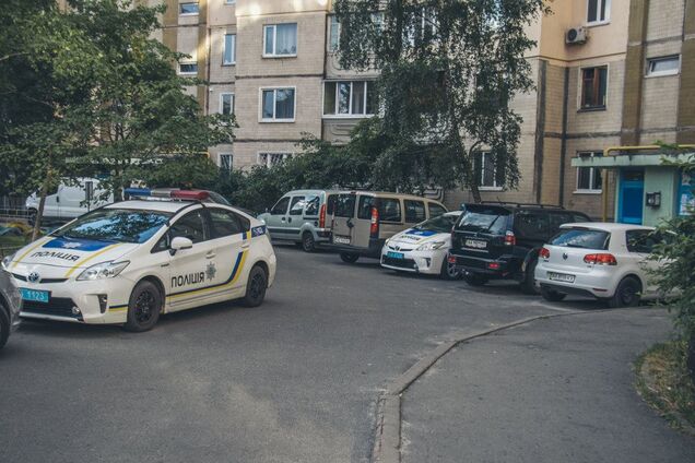 Прыгнул с запиской в руках: в Киеве мужчина совершил самоубийство