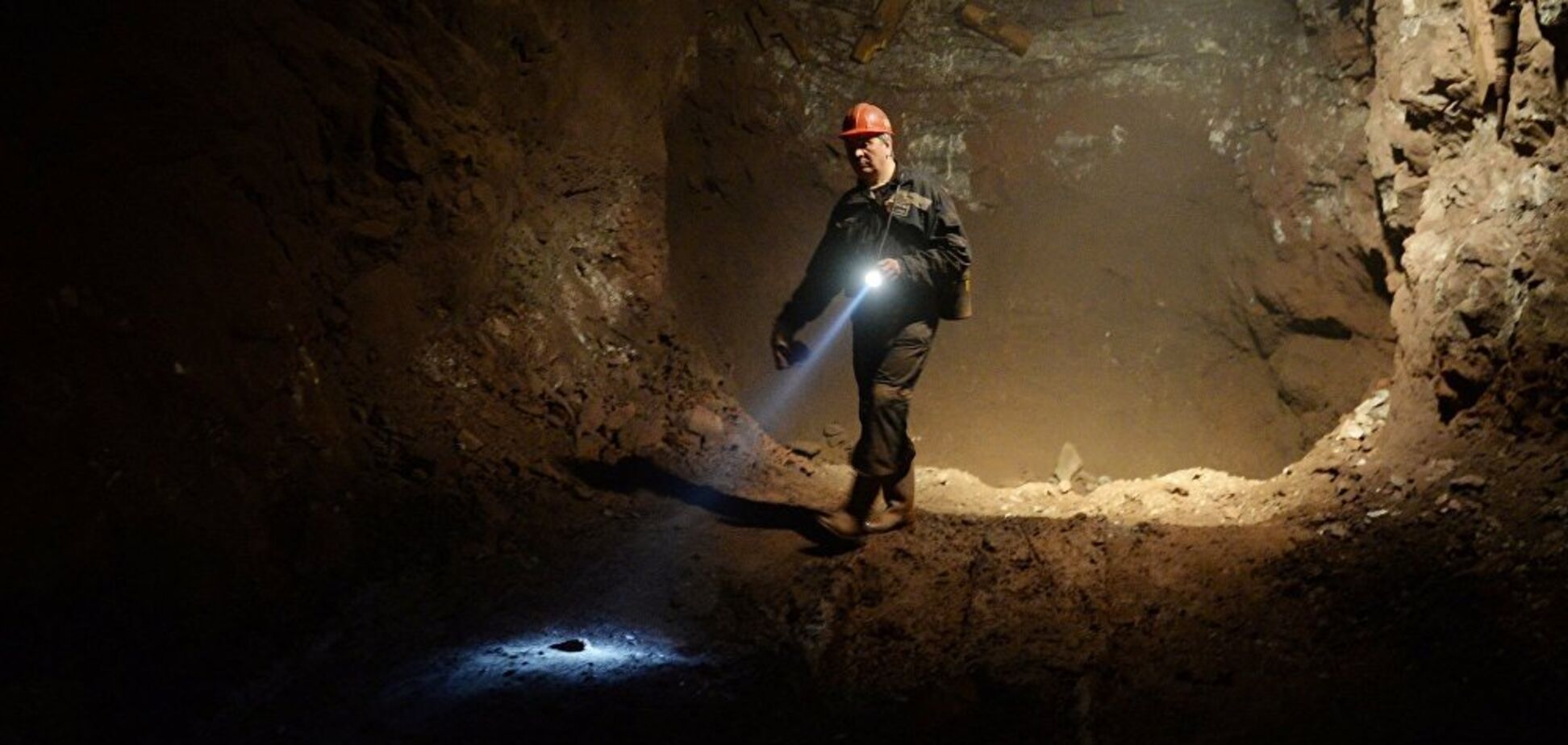 Пожежа в шахті під Дніпром: стало відомо про стан постраждалих