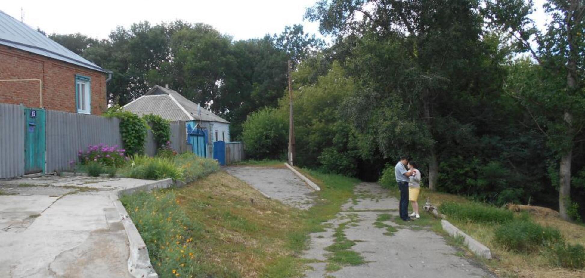 Завязал глаза и резал: на Харьковщине извращенец сутки насиловал девушку. Фото