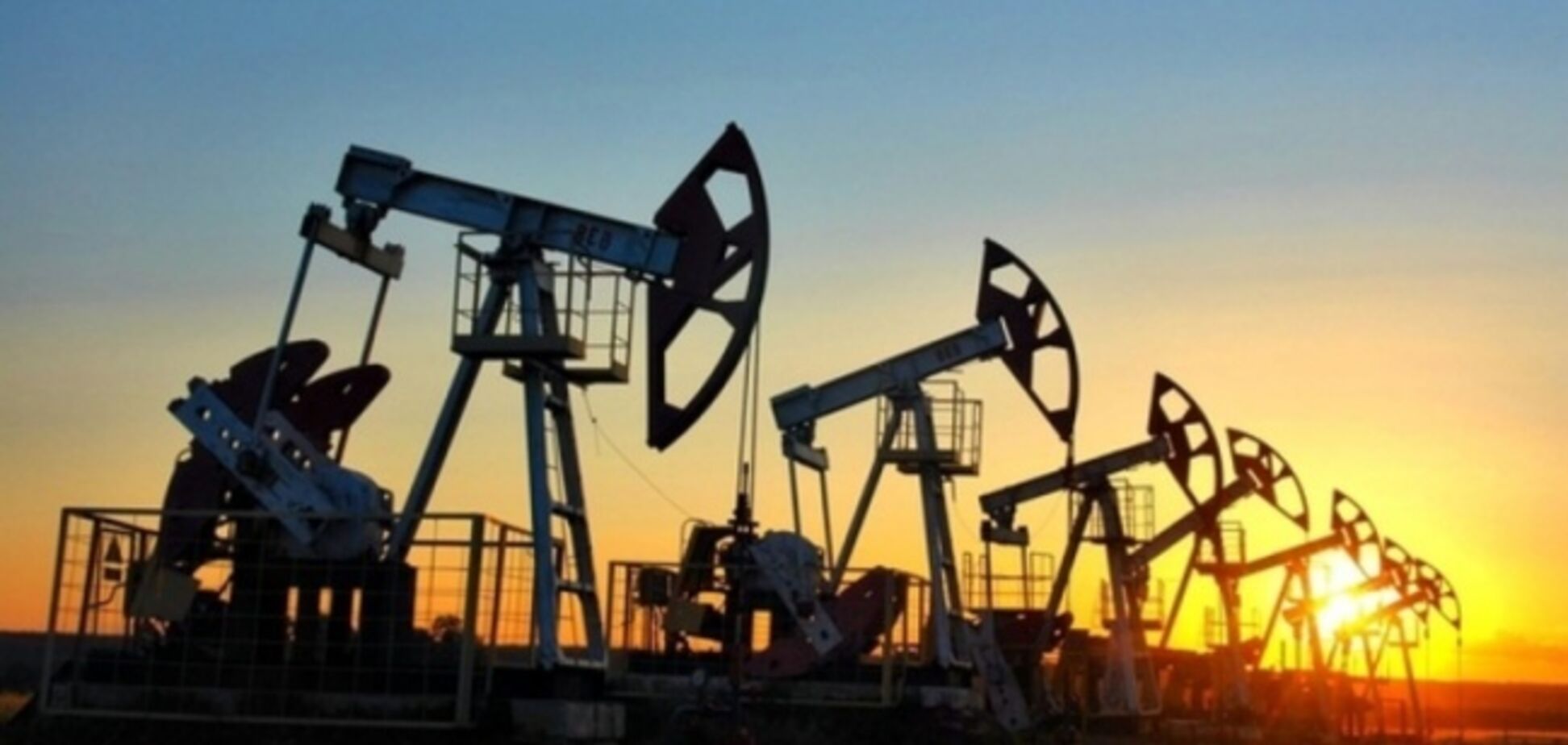 В России рухнула добыча нефти: за ней под откос пойдет ВВП