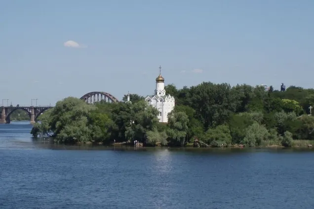 У Дніпрі будують міст на Монастирський острів