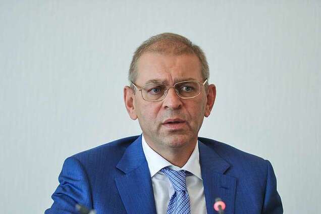 Мандат як порятунок, або чому йде в Раду депутат Пашинський