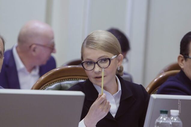 Тимошенко: кланова система намагається "перемолоти" і підпорядкувати собі президента