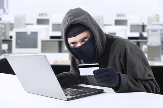 'Adidas дарит тысячи пар обуви': украинцы стали жертвами нового развода