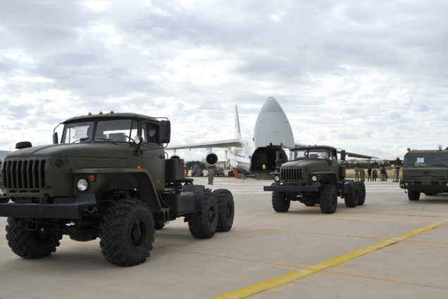 Турция похвасталась российскими С-400 и нарвалась на гнев США