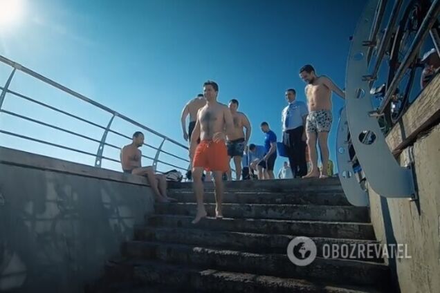 'Михалыч в красных труселях': Зеленский взорвал сеть неожиданным появлением на пляже в Одессе