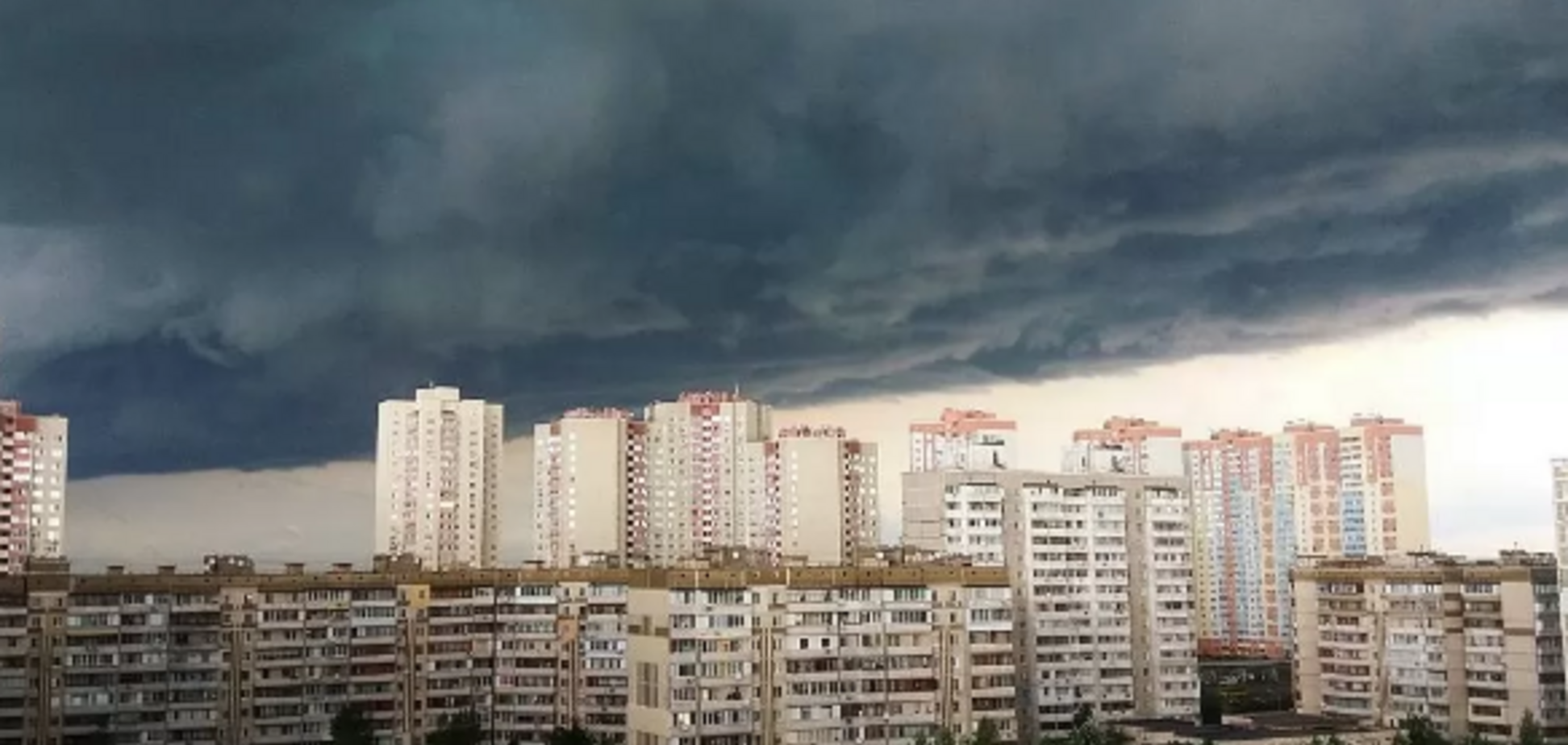 Теплих днів буде мало: синоптик дав несподіваний прогноз по Україні до кінця липня