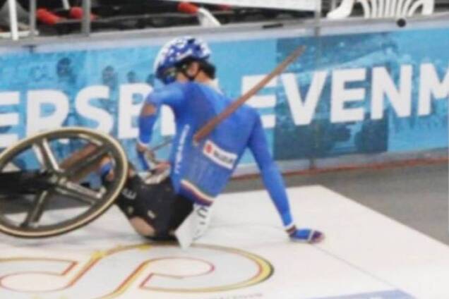 Італійський велогонщик ледь не загинув на чемпіонаті Європи — фото 18+