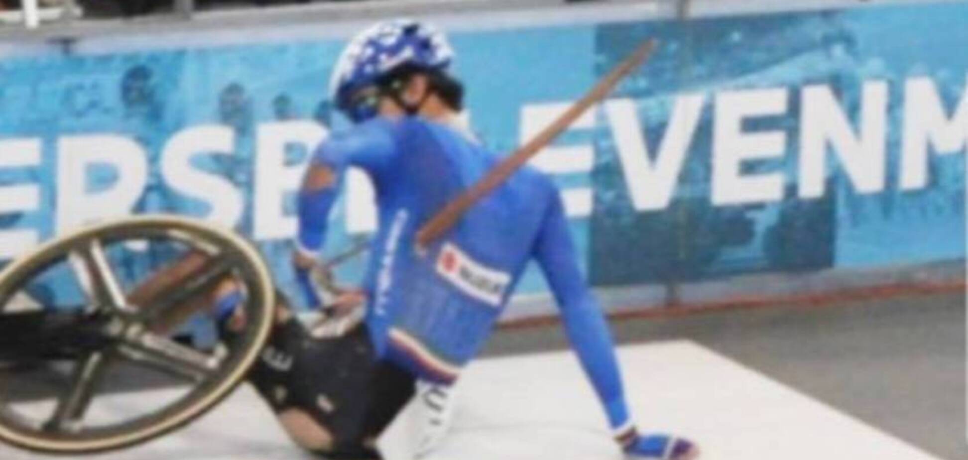 Італійський велогонщик ледь не загинув на чемпіонаті Європи — фото 18+