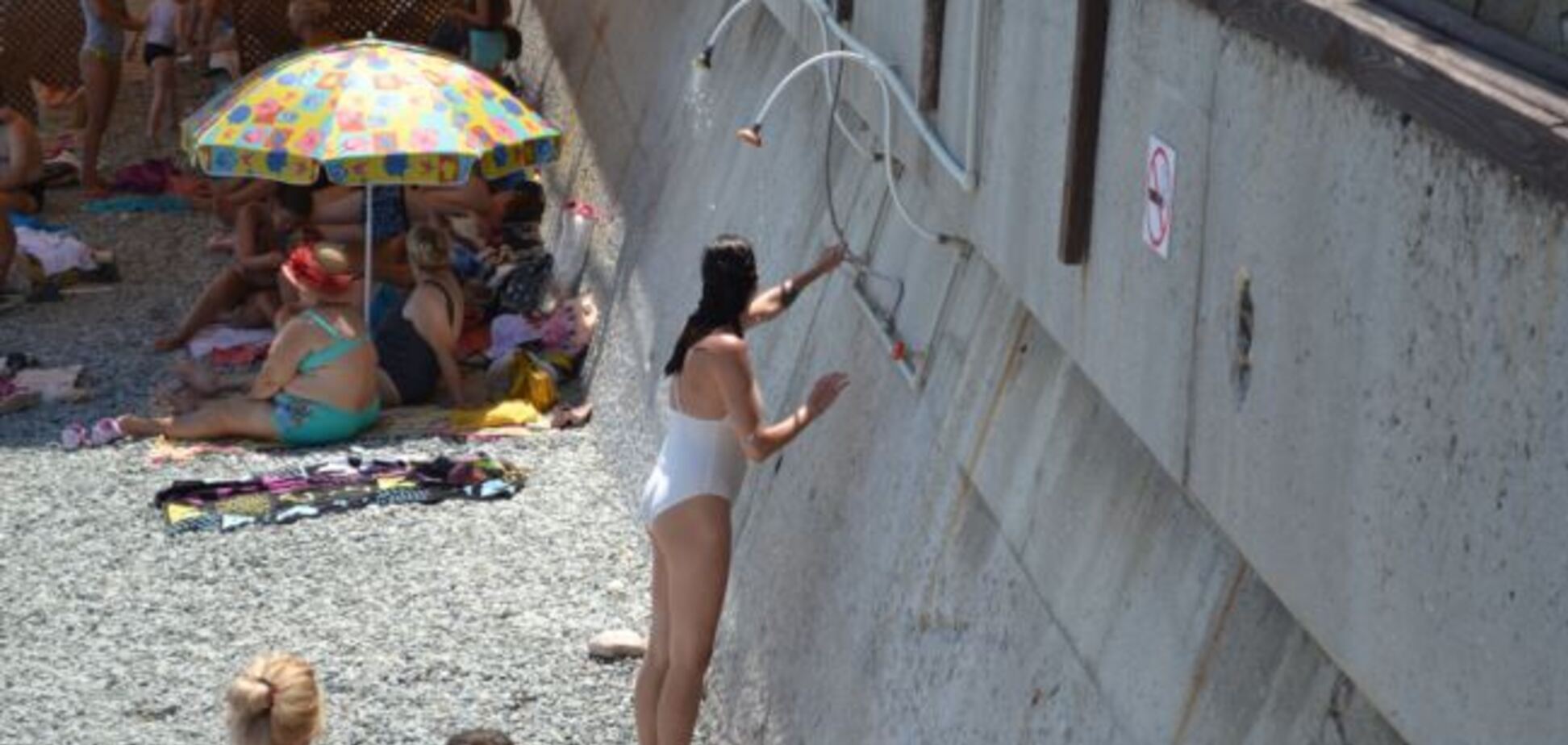 'Немає туалетів і душ на видноті!' Окупанти у Криму провалили курортний сезон. Фото