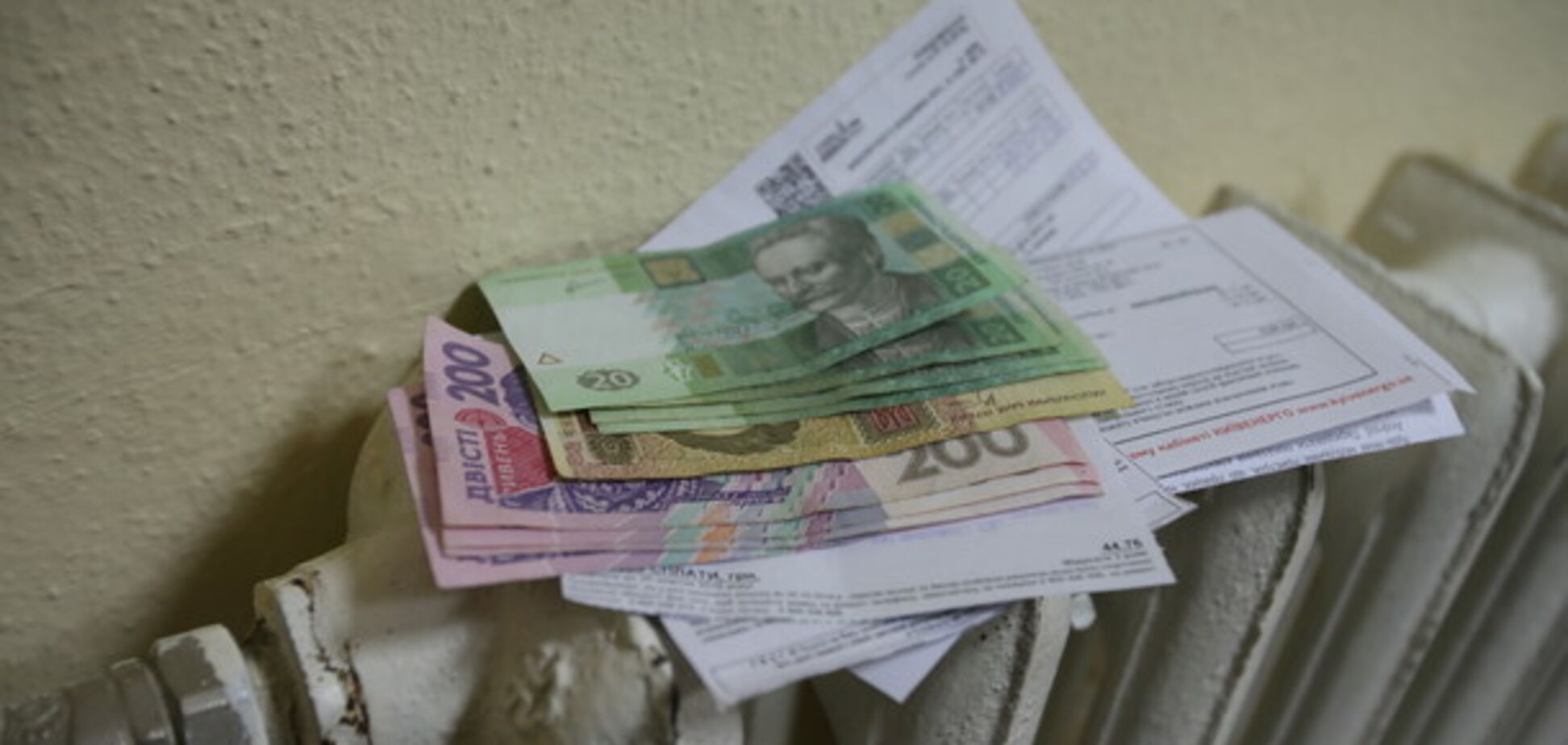 Украинцам начали включать тепло: где стартовал отопительный сезон