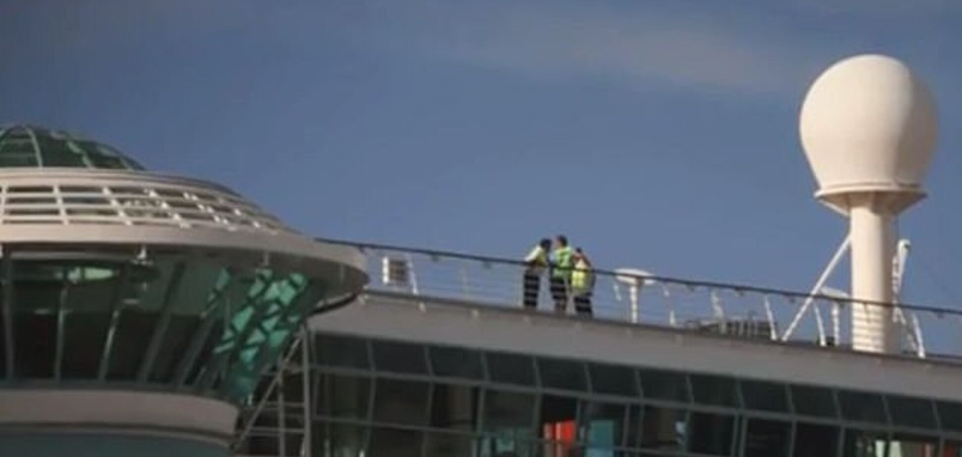 Випала у вікно: 1,5-річна дитина загинула на круїзному лайнері