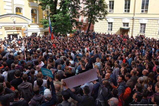 Власть сменится не на выборах