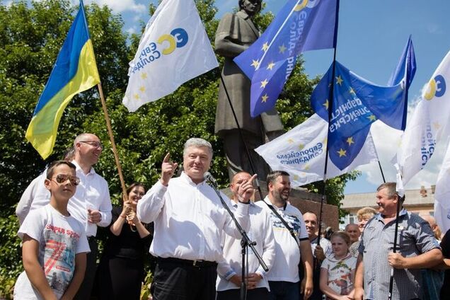 Порошенко: я з командою "Європейської солідарності" вирушаю до Страсбургу, щоб сформувати групу друзів Україні у новому Європарламенті