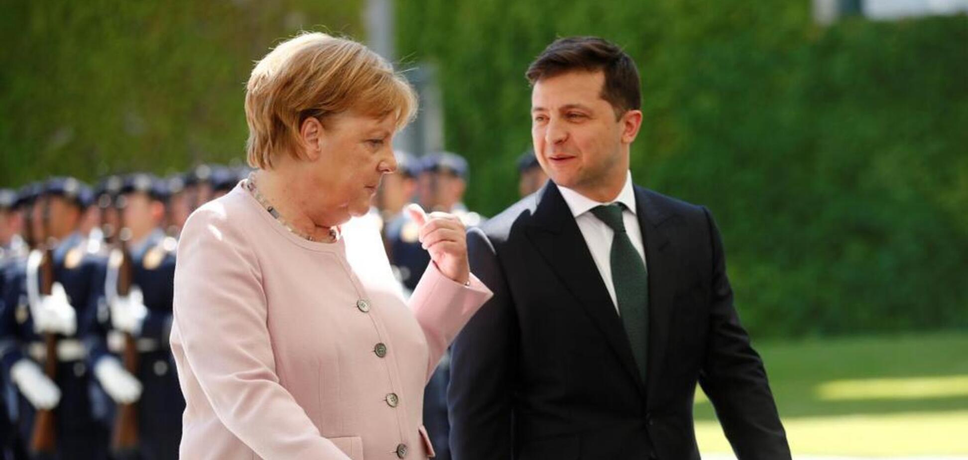 Зеленский провел срочный разговор с Меркель: о чем говорили