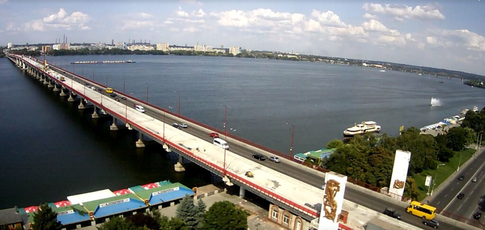 Круглосуточно онлайн: в Днепре можно следить за ремонтом Нового моста