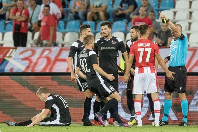 Соперник Украины в отборе Евро-2020 получил страшную травму в матче Лиги чемпионов: жуткое видео