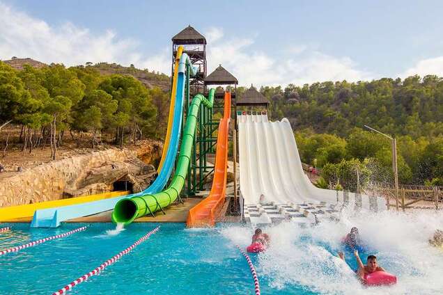 Никогда не сможет ходить: в Испании произошло жуткое ЧП с туристом