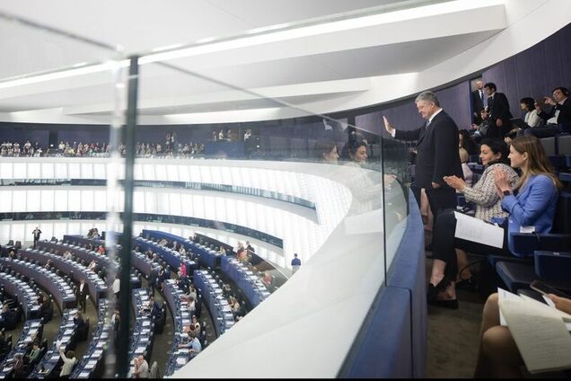 Геращенко: "ЄС" переконала Європарламент жорстоко вимагати від РФ звільнення українських в’язнів