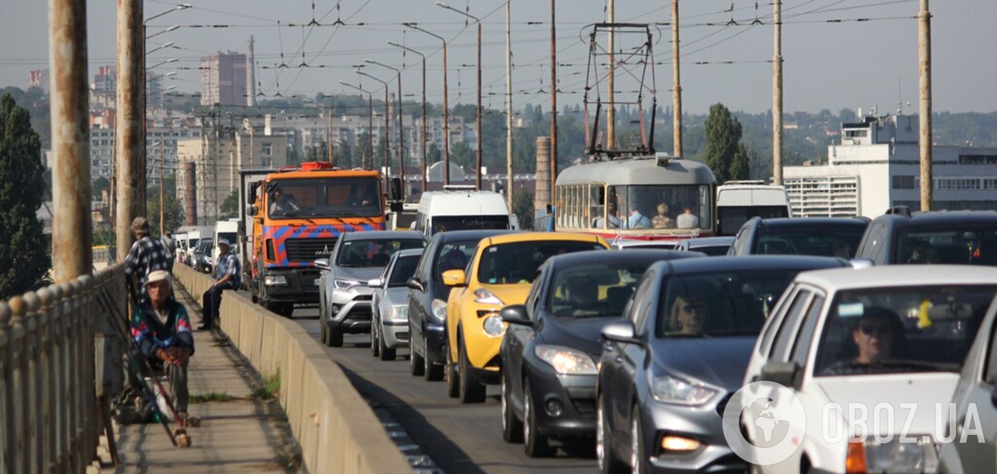 Днепр пережил утро после перекрытия: куда завтра не стоит ехать. Фото и Видео