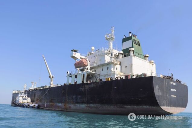 В Ірані захопили іноземний танкер із нафтою: що відомо