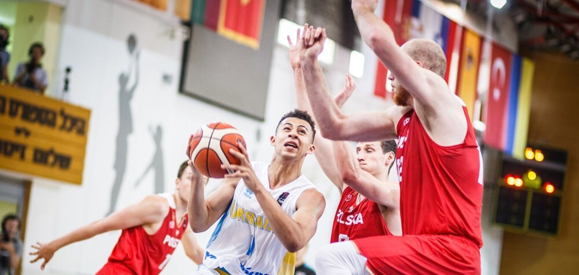 Українці здобули знакову перемогу на Євробаскеті U-20