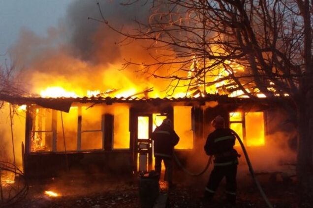 Під Дніпром під час пожежі живцем згоріла жінка