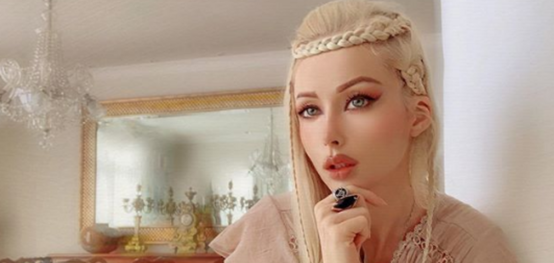 'Підчеплю ген старості і повноти!' Українська Барбі вразила мережу дурістю