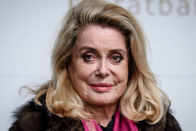 Легендарна французька актриса прилетіла в Україну