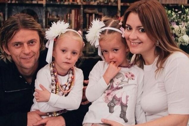 Анатолий Тимощук и Надежда Навроцкая с дочерьми