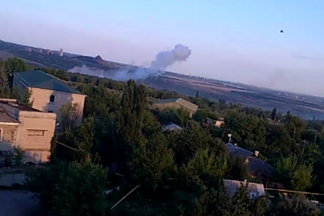 В 'ЛНР' заявили об обстреле Первомайска: есть погибшие и раненные. Видео