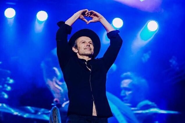 'Слава Україні!' Мережу захопило масштабне виконання гімну на концерті 'Океан Ельзи'