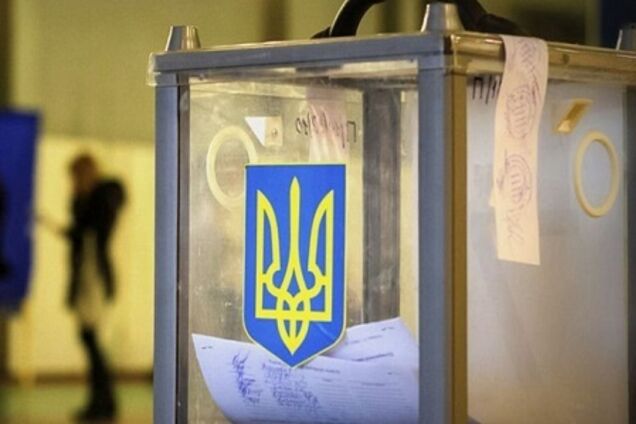 В Украине начались выборы в Раду: более 20 участков не открылись вовремя