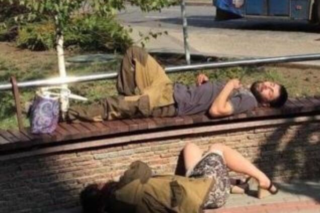 Тих скрип скреп