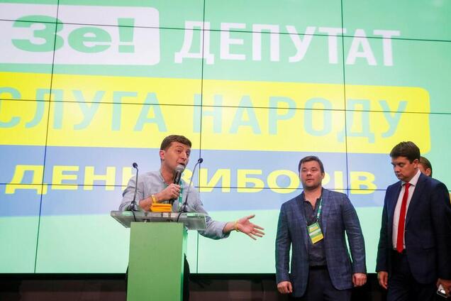Зеленский анонсировал посадки коррупционеров: названы сроки