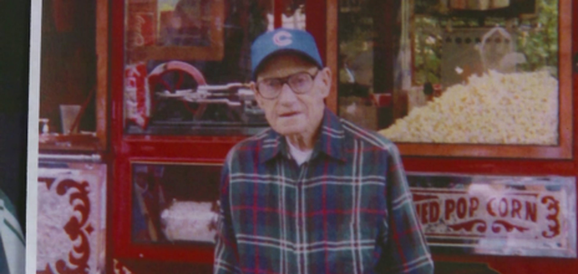 Сделал чудо для незнакомцев: американец оплатил обучение для бедных студентов