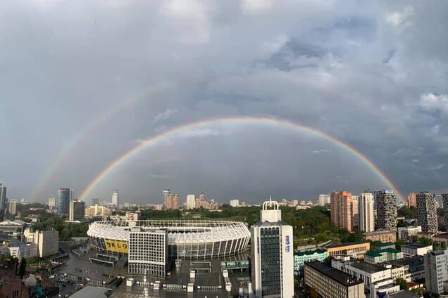 Подвійна веселка над Києвом