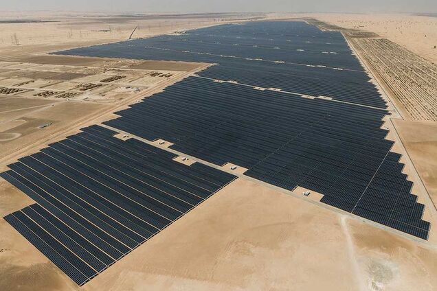 Крупнейшая в мире солнечная электростанция Noor Abu Dhabi