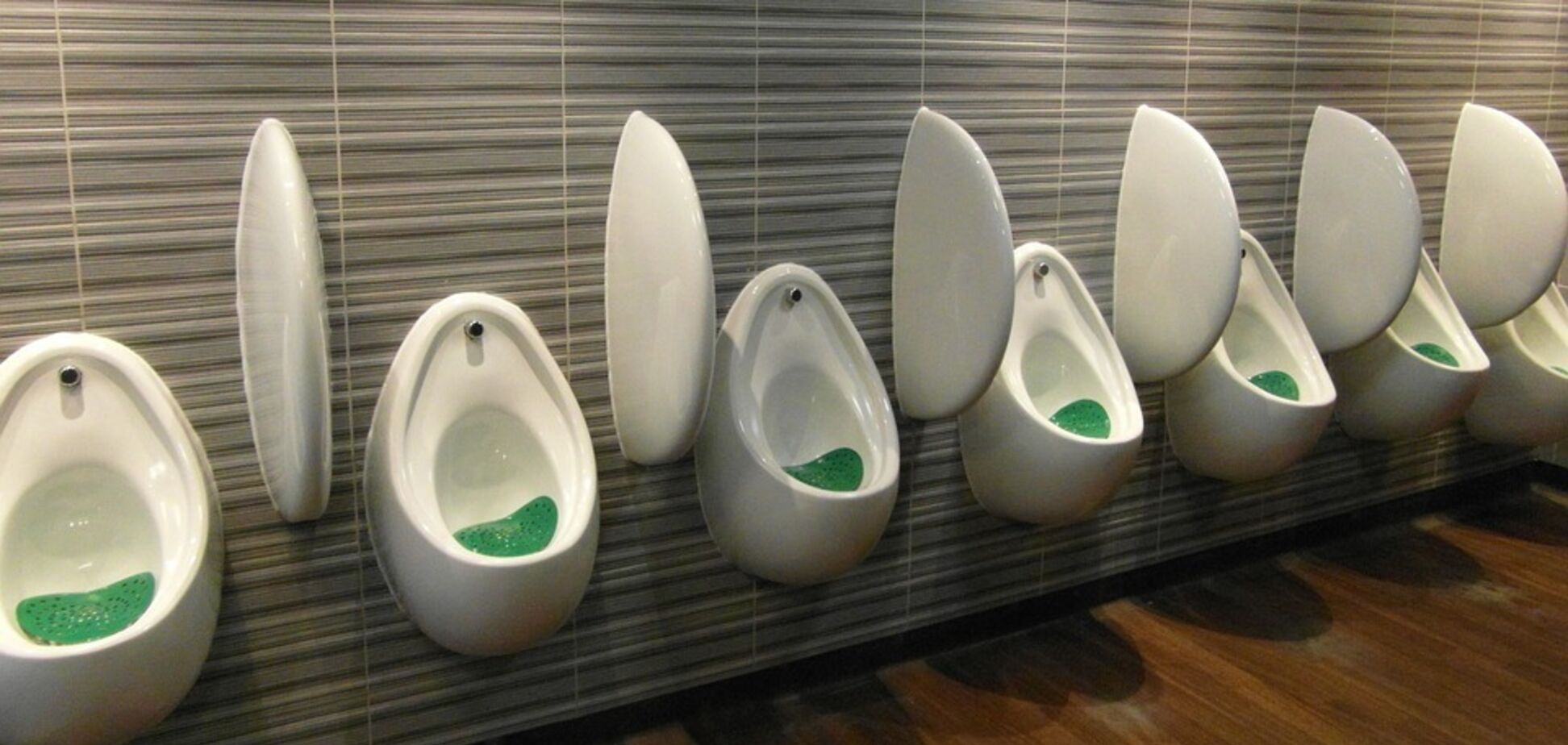 'Рідше миють руки!' Розкрита шокуюча правда про чоловічі туалети