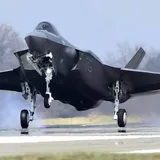 Военные самолеты РФ ворвались в Южную Корею