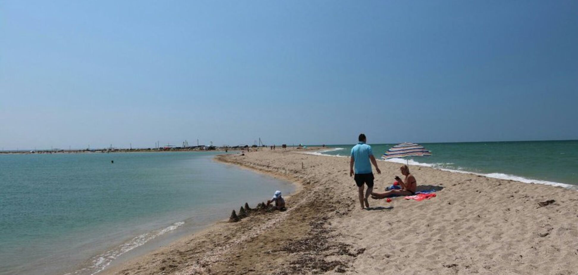 Арабатка, помаши Крыму: в сети показали настоящие фото с пляжей полуострова