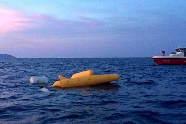 У берегов Италии рухнул в море вертолет: подробности смертельного ЧП